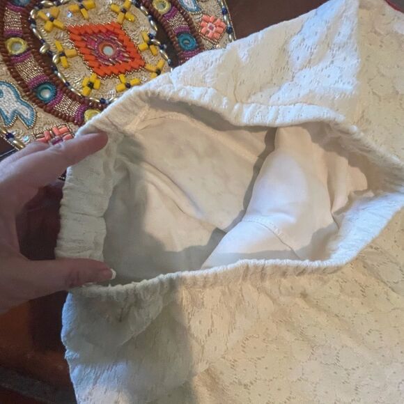 LACEY LINED Mini Skirt! - Picture 3 of 10